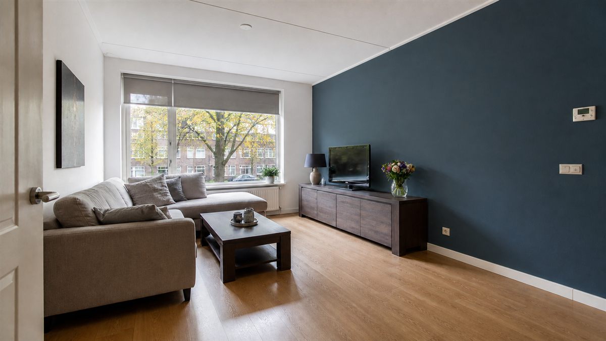 Woonkamer na het binnenschilderwerk